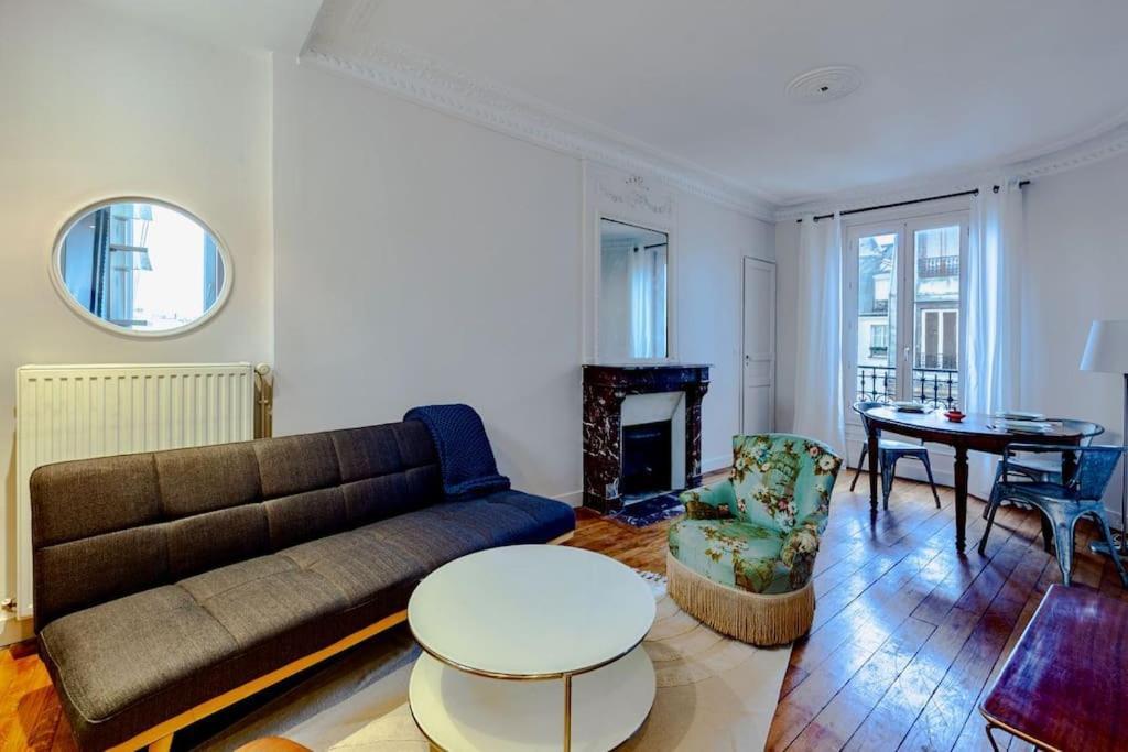 Charmant Appartement Au Coeur De Paryż Zewnętrze zdjęcie